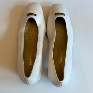 Naturalizer Women's White Loafers